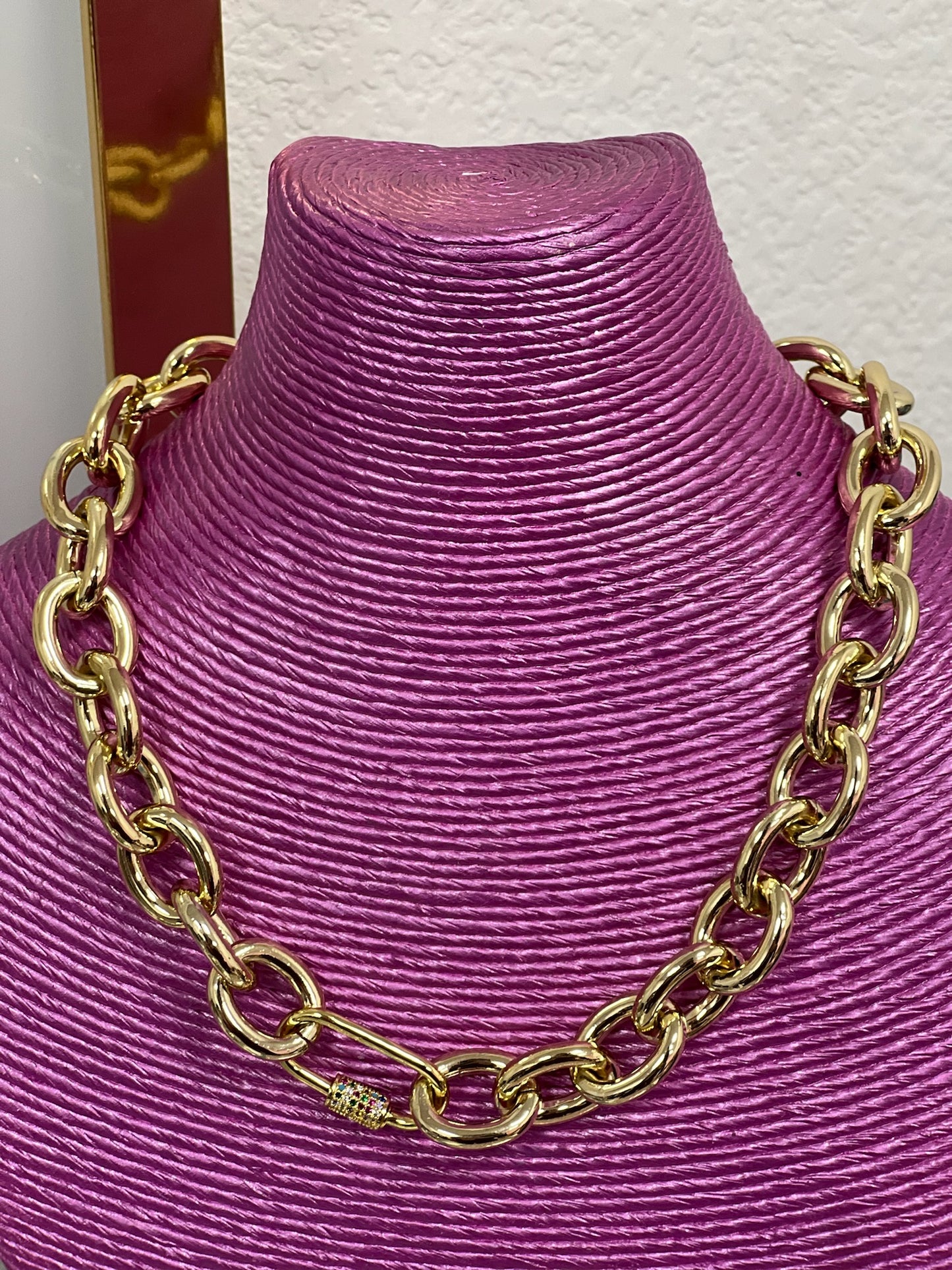 Gold Link Necklace With Colorful Front Clasp Magnetic Necklace