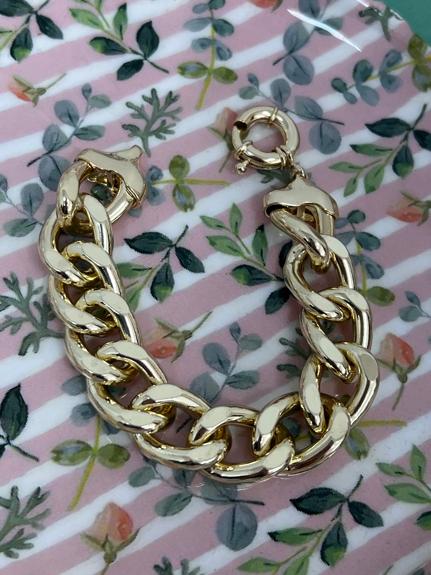 IP15 Gold Link Clasp Bracelet