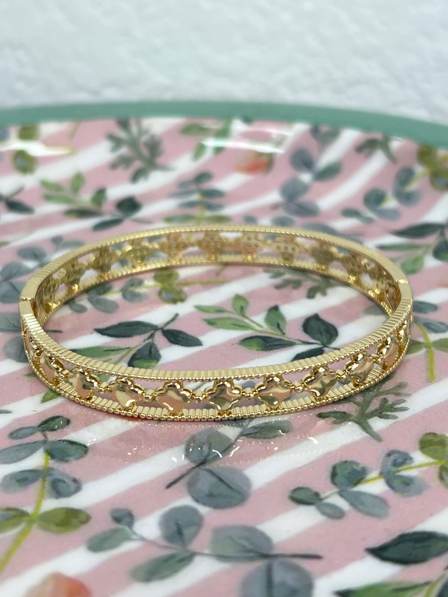 Gold Clover Diamond Bracelet