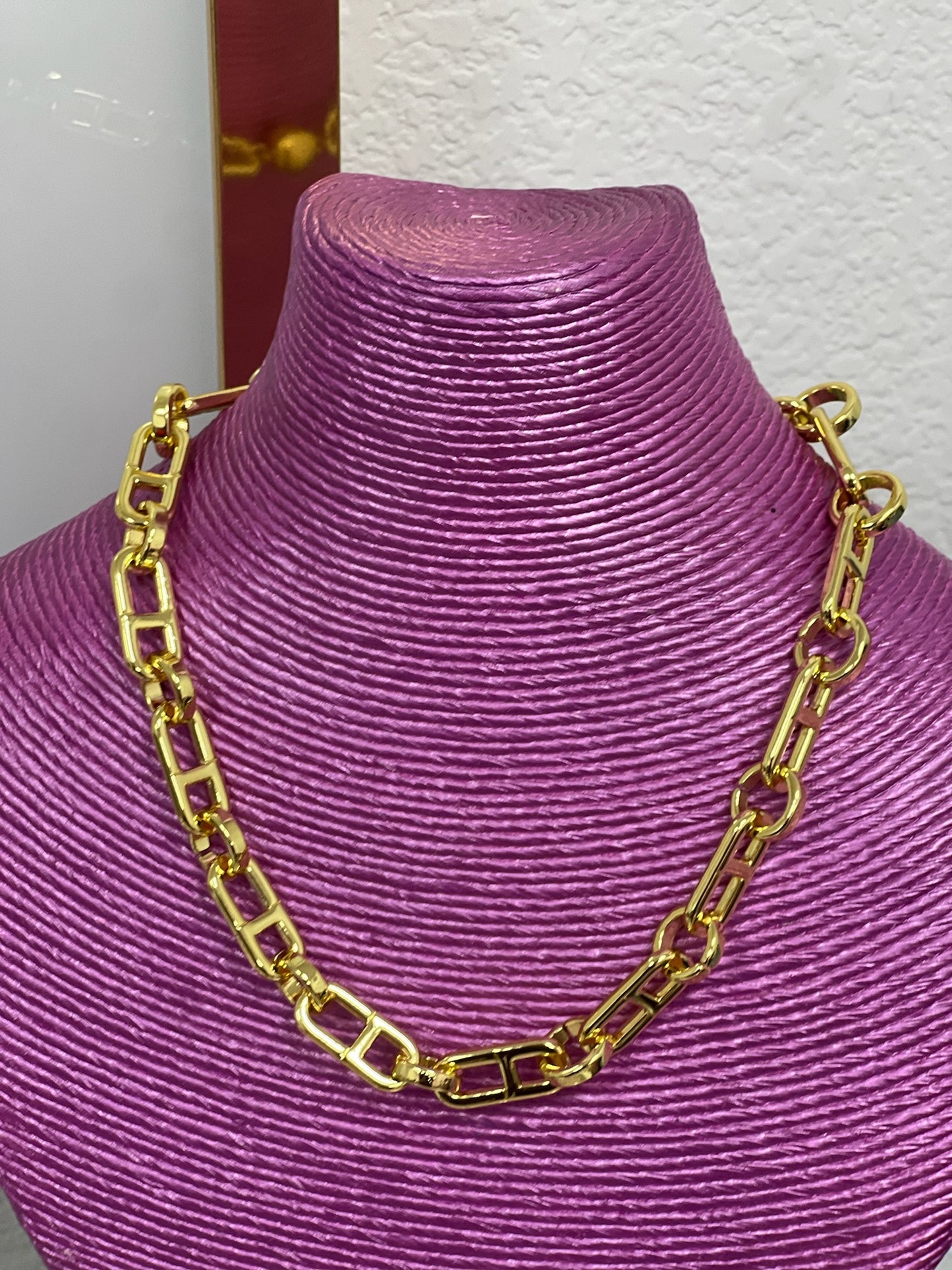 Gold Rollo Chain Magnetic Necklace