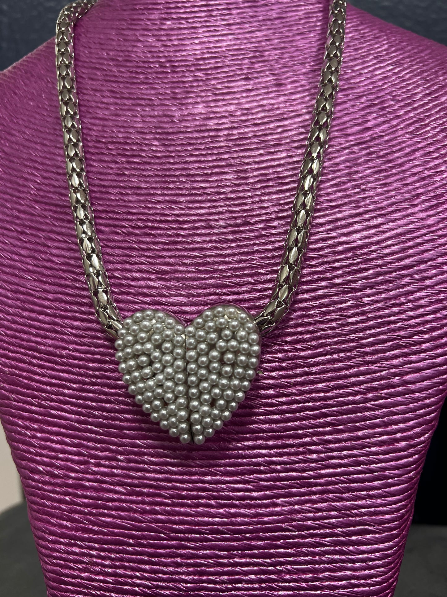 Silver Pearl Heart Magnetic Necklace