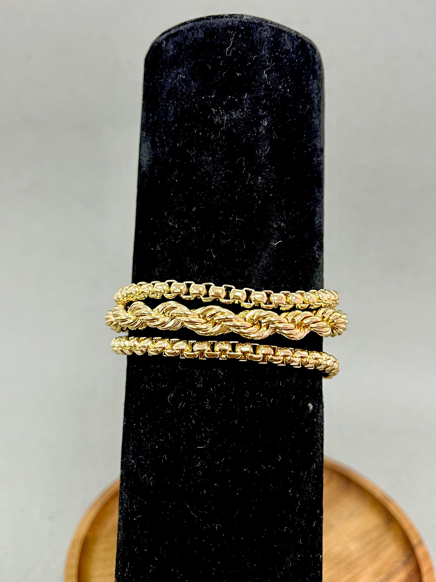 Lux 3 Strand Magnetic Gold Bracelet