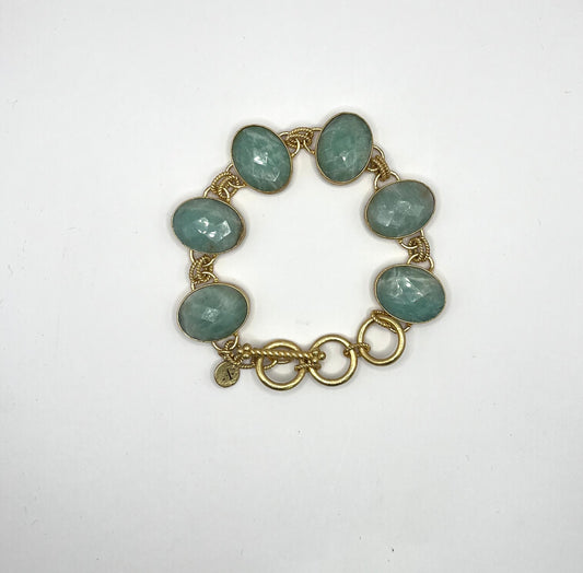 Antique Luxe Jade Color Oval Stone Toggle Bracelet
