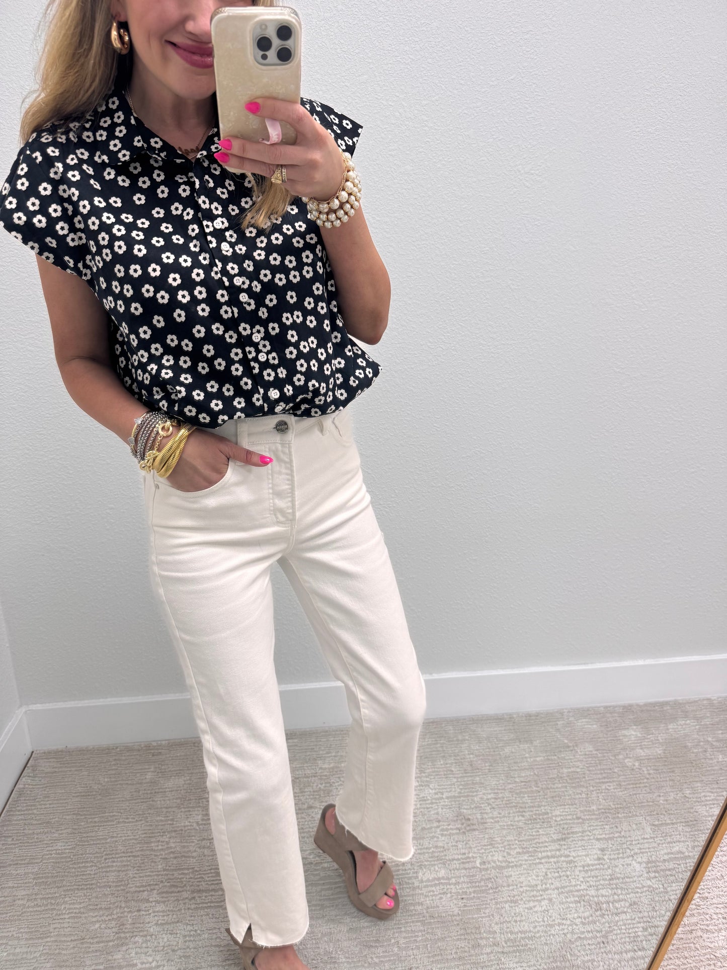Black and White Flower Button Top