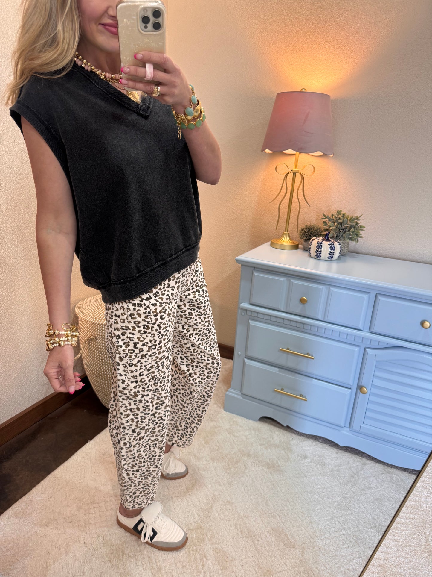 Black V Neck Sleeveless Top