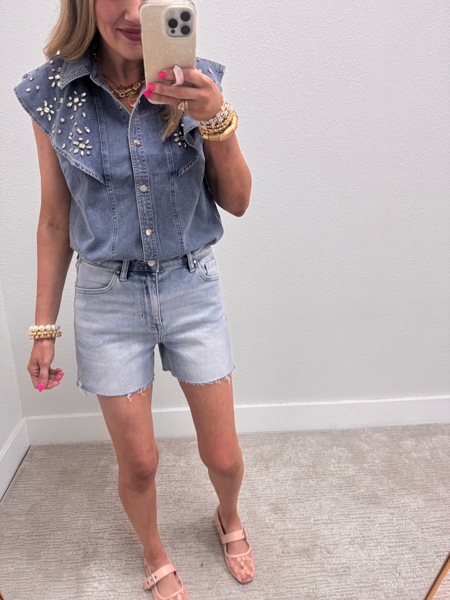 Risen Light High Rise Raw Cut Hem Side Slit Denim Shorts FS