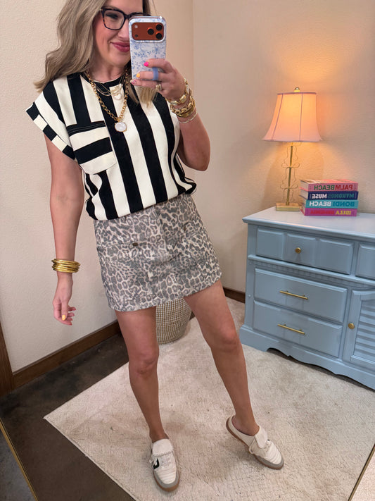 Black and Cream Strip Round Neck Pocket Top