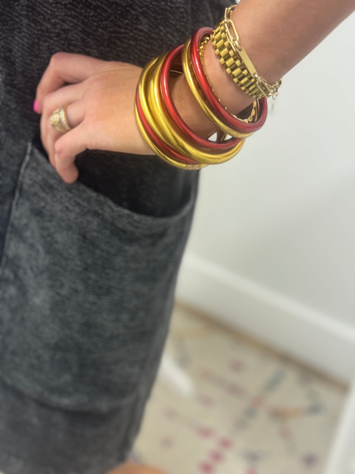 Set of Three Bangle Bracelets (Multiple Colors)