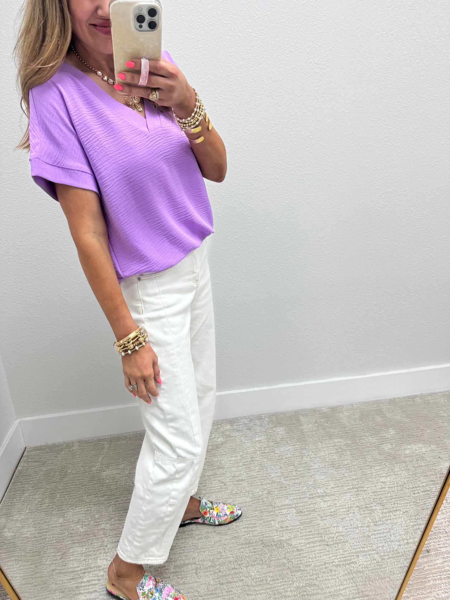 Lavender Poly Woven V-neck Short sleeve