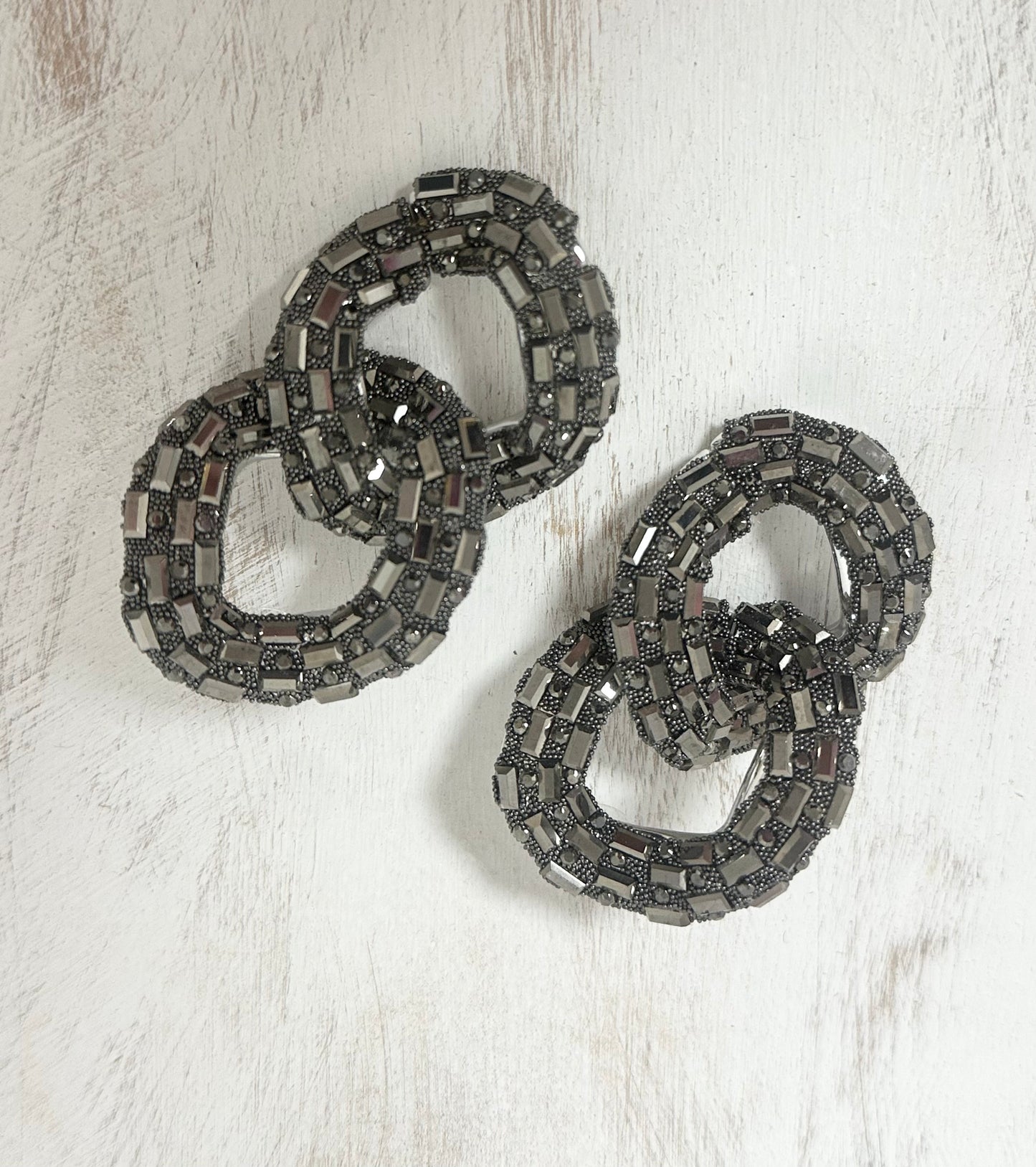 Charcoal Sparkly Link Earrings FS