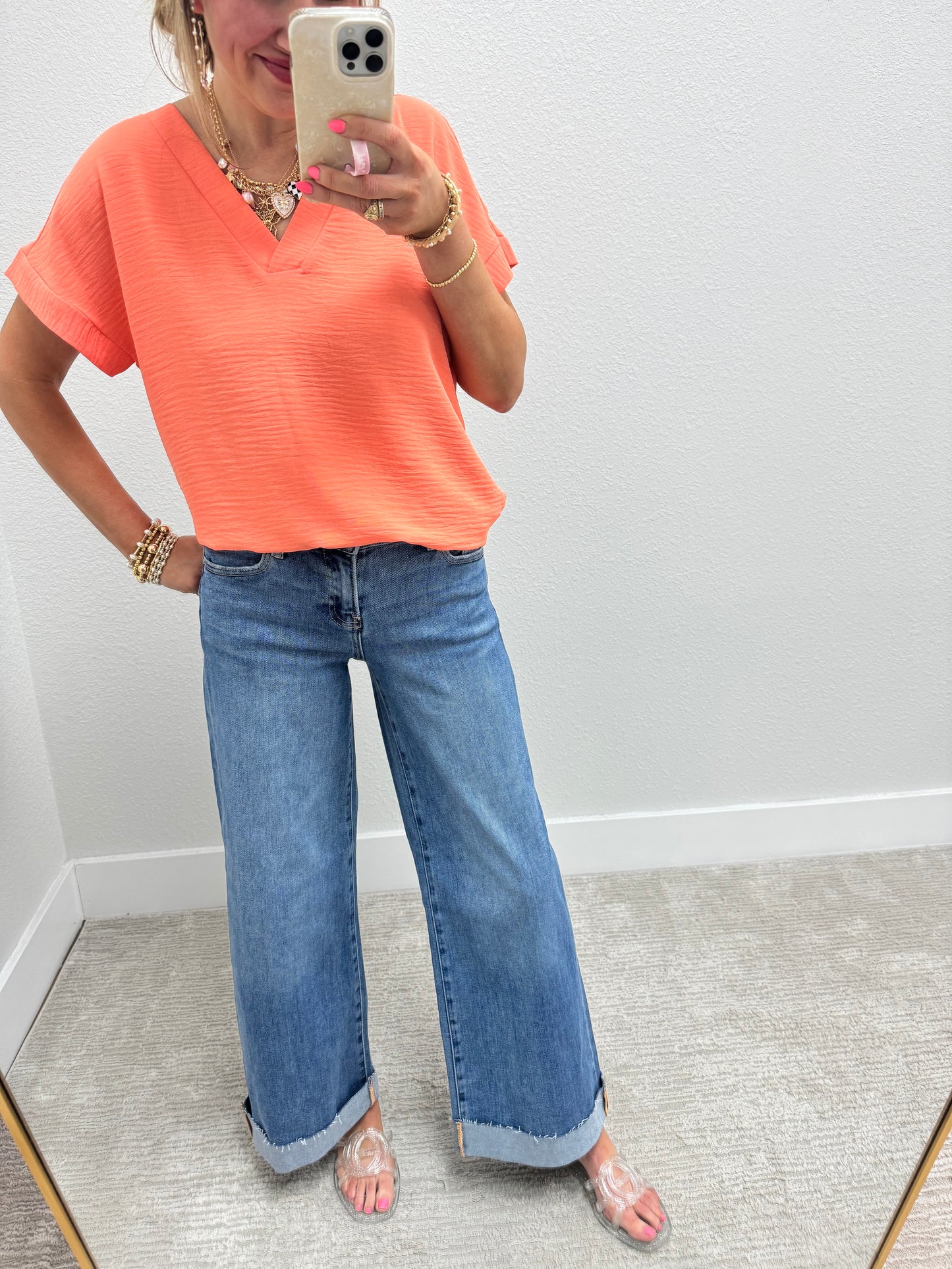 Coral Poly Woven V-neck Short sleeve