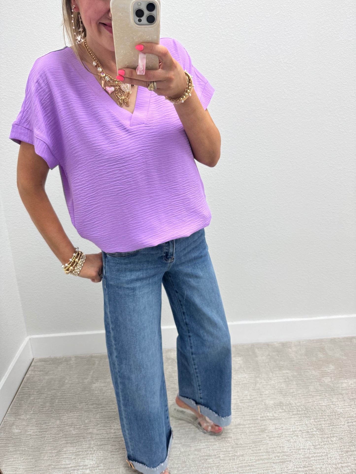 Lavender Poly Woven V-neck Short sleeve