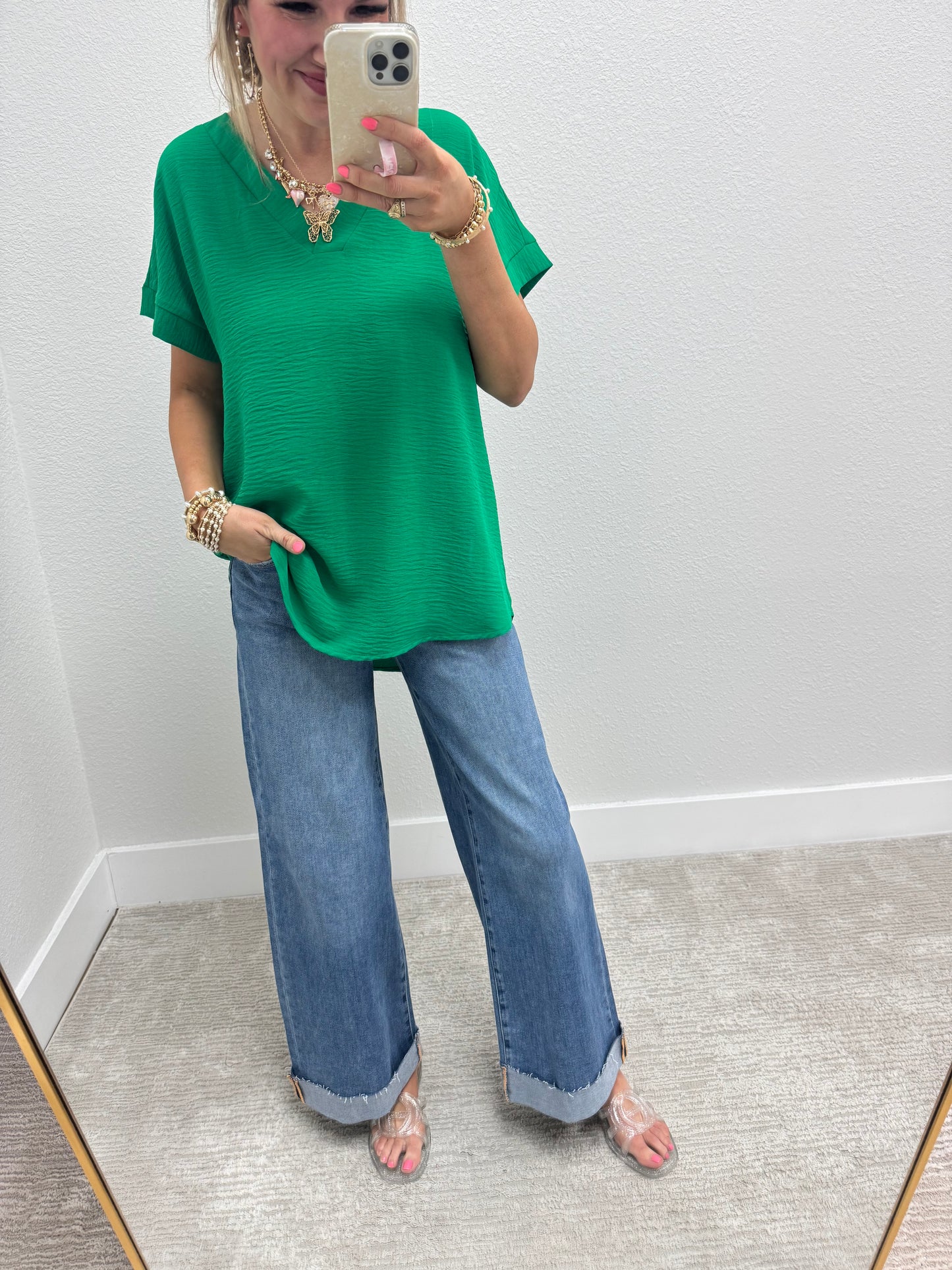 Green Poly Woven V-neck Short sleeve