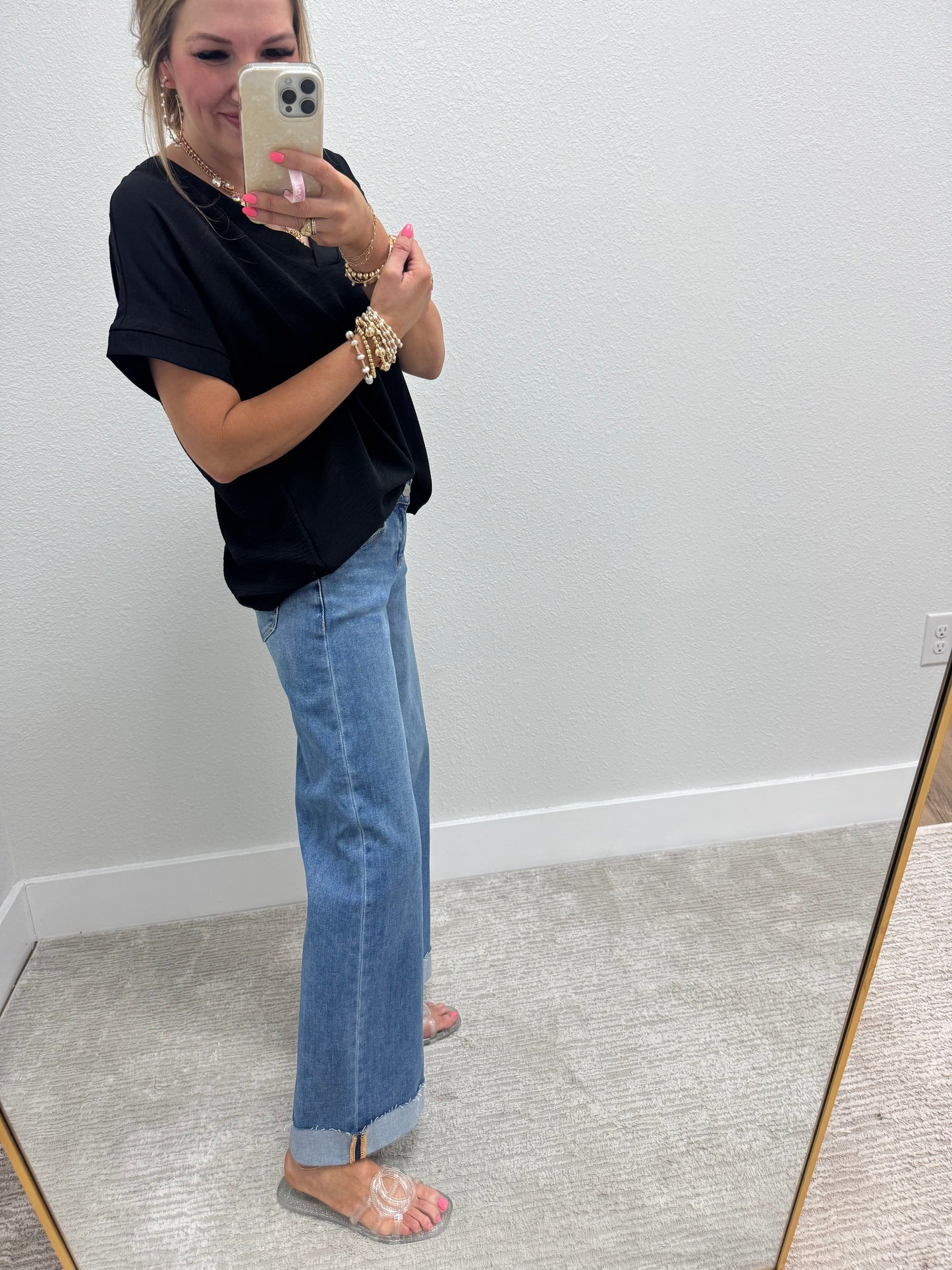 black Poly Woven V-neck Short sleeve