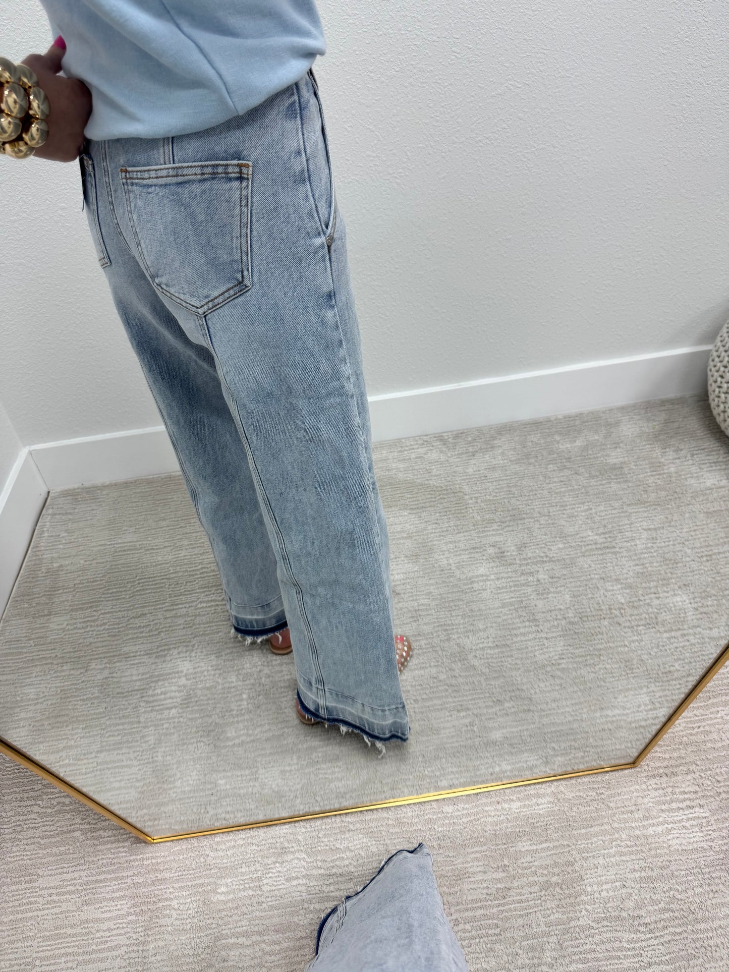 Mid Rise Light Wash Front & Back Seam Wide Leg Jean