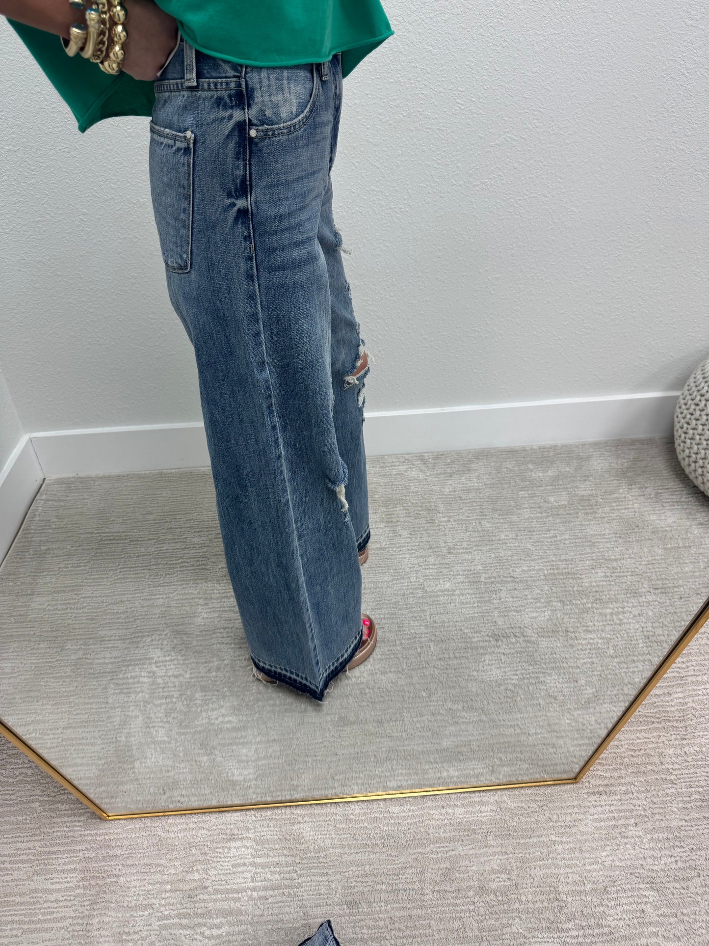 Distressed High Rise Vintage Wide Leg Jeans