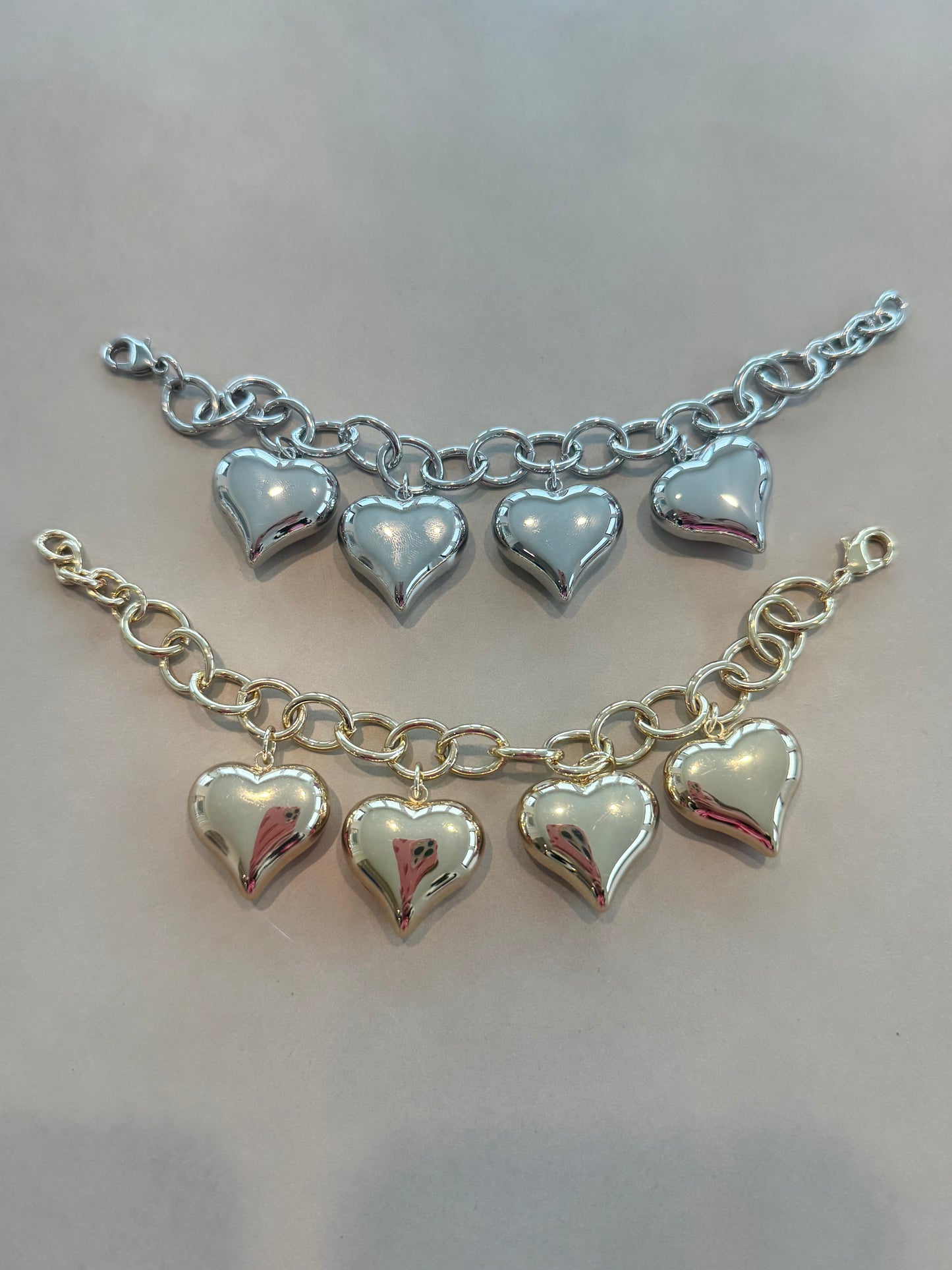 IP16 4 Heart Puff Charm Bracelet (Silver and gold)