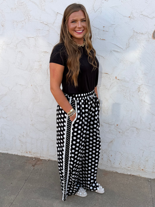 Black Flowy Round Hem Rayon Top