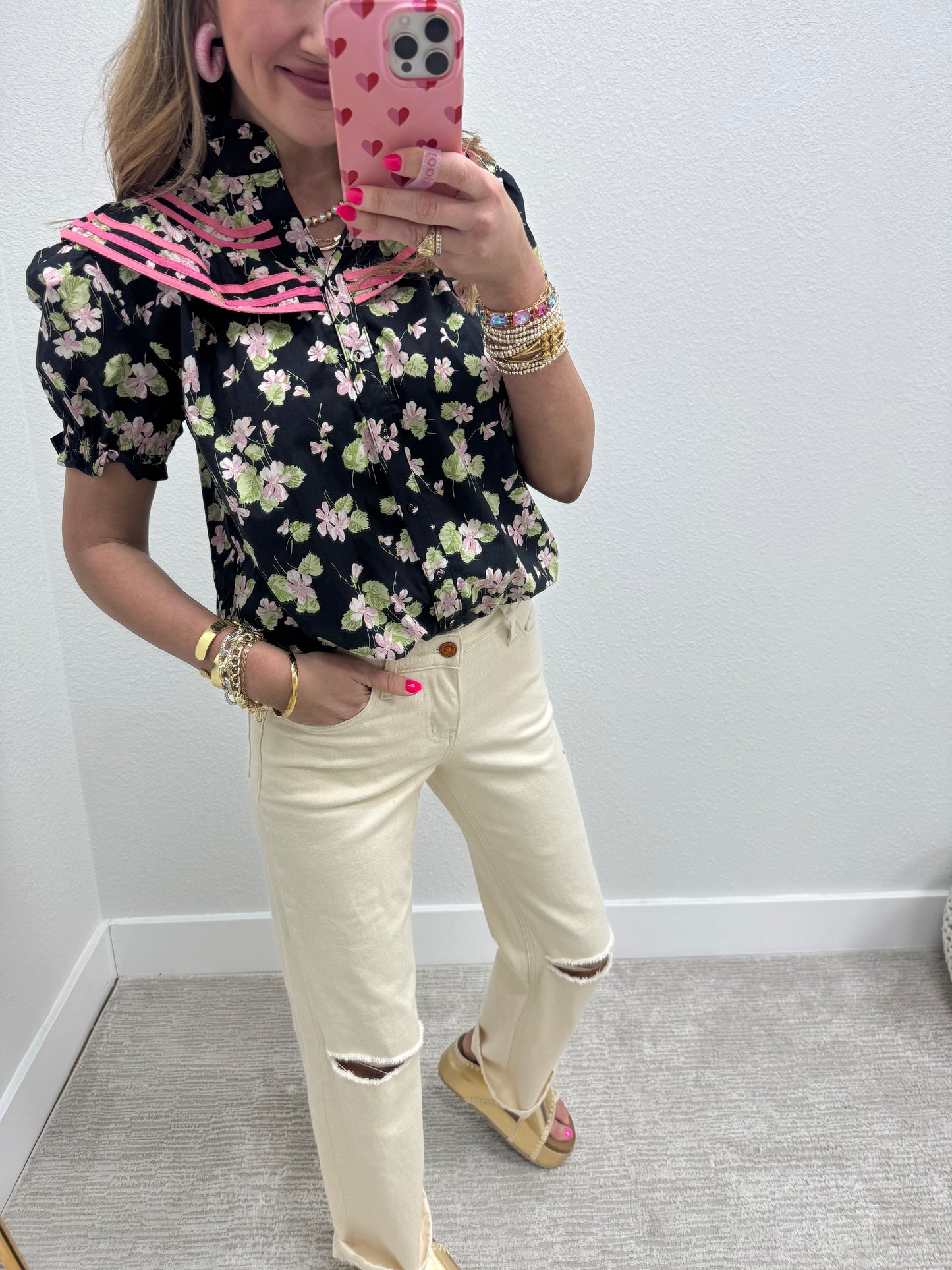 Natural Mid Rise Straight Jean With Distressed Knee FS