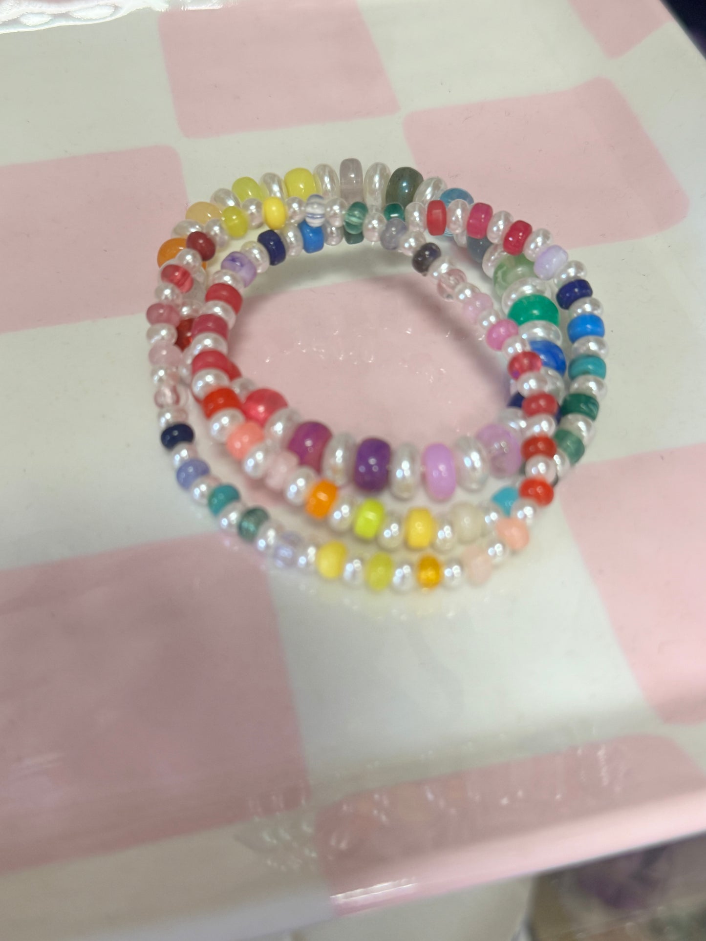 Set of 3 Pearl And Colored Bracelet Set