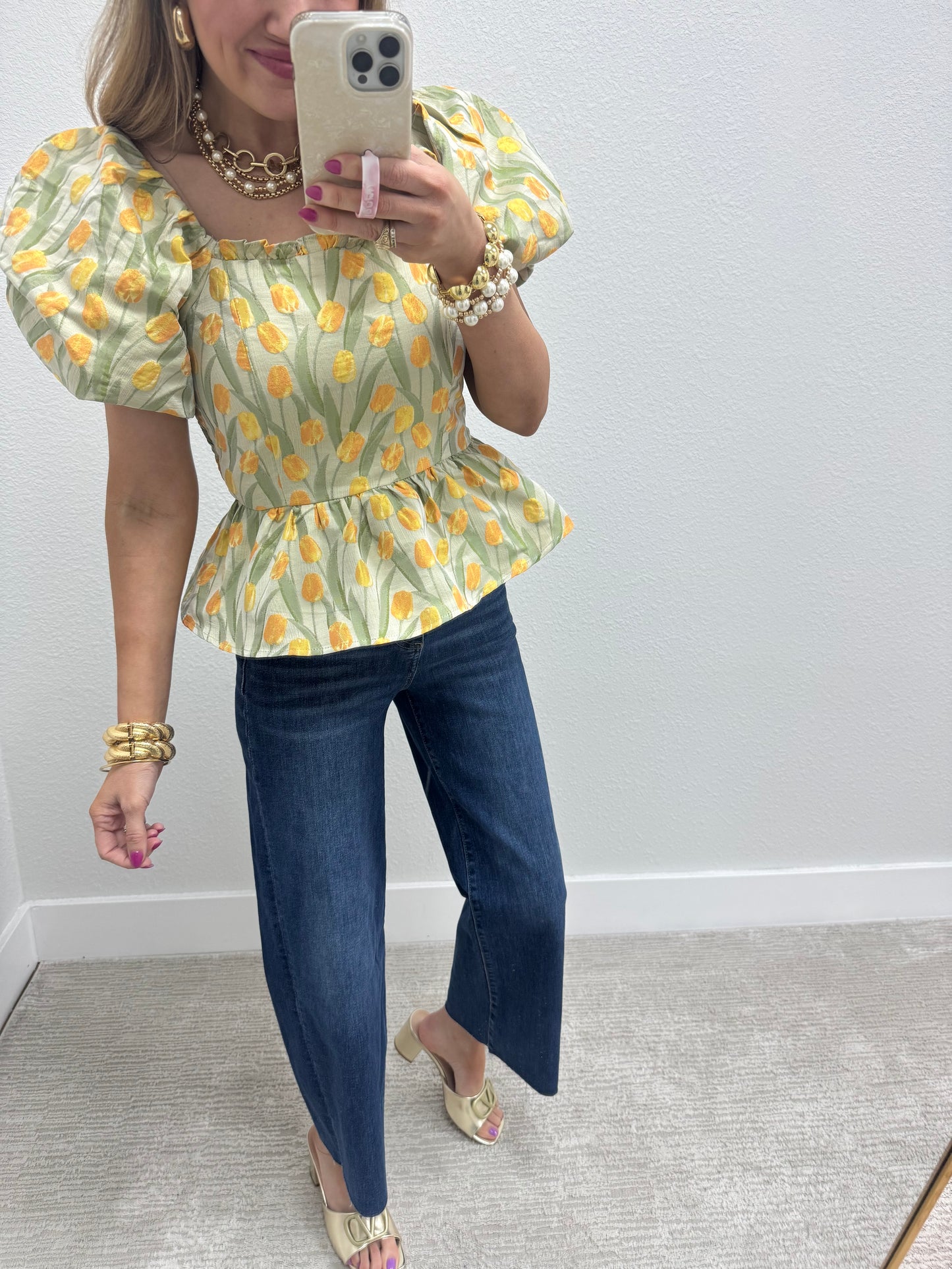 Floral Jacquard Peplum Top with Bubble Sleeve