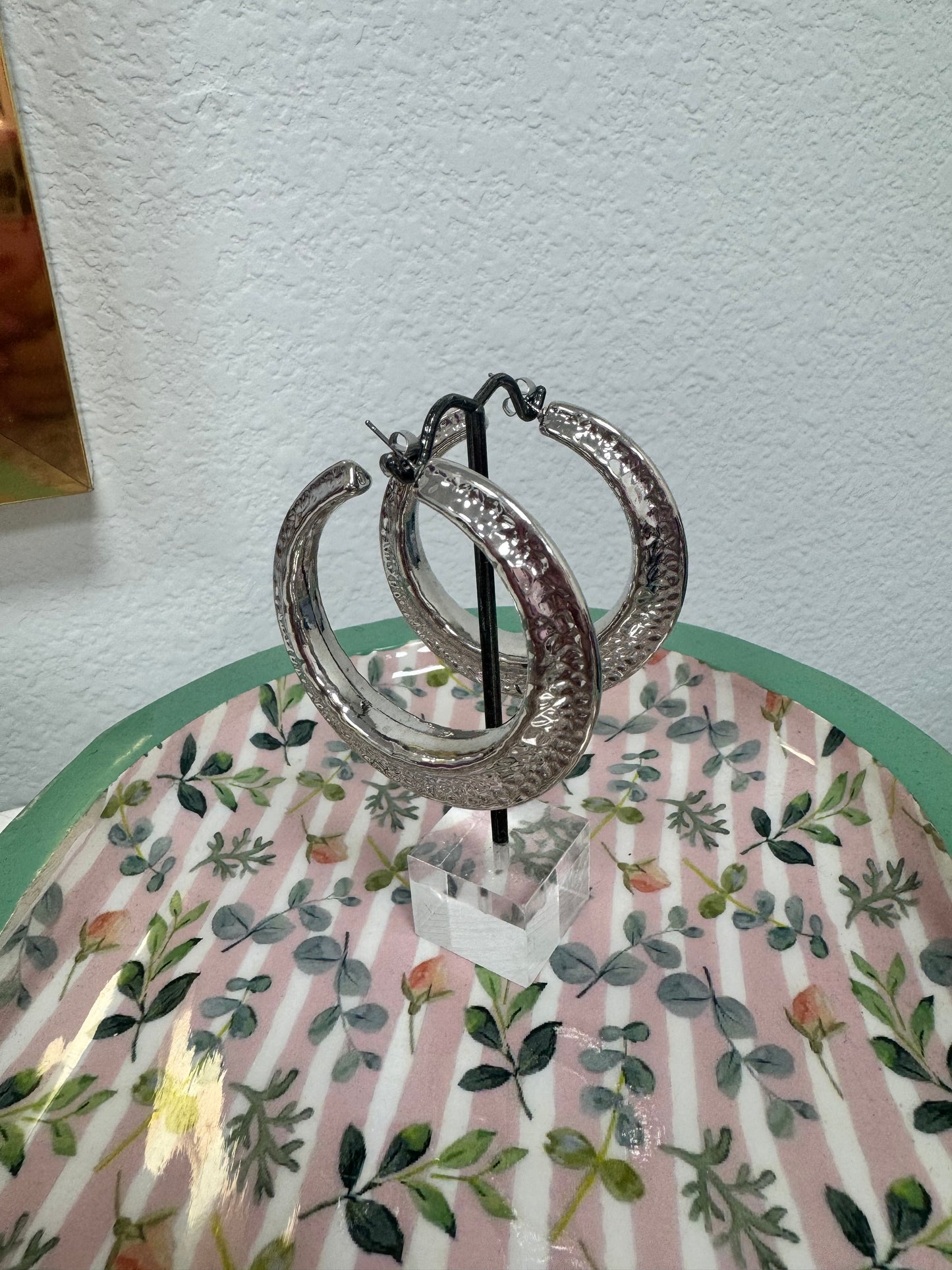 Hollow Textured Hoops (Silver and Gold)