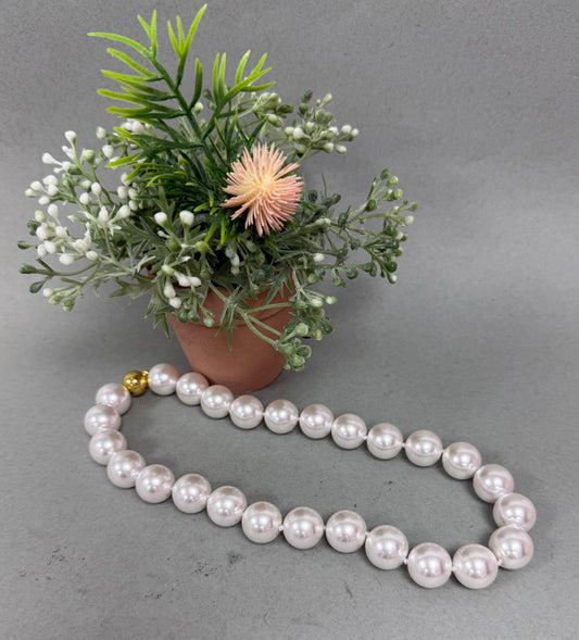 Large Magnetic Pearl Necklace