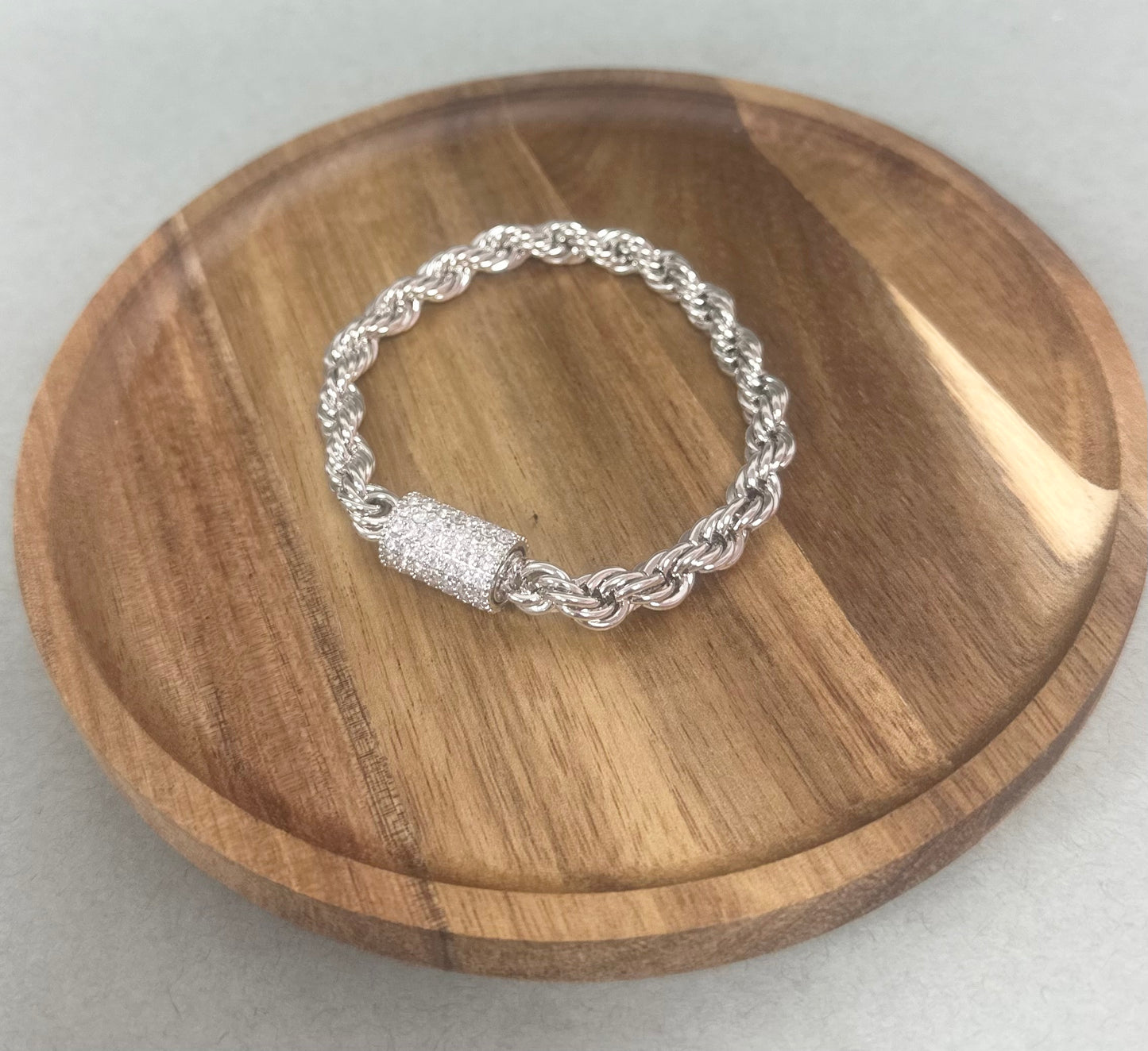 Lux Crystal Magnetic Clasp Bracelet (Silver and Gold)