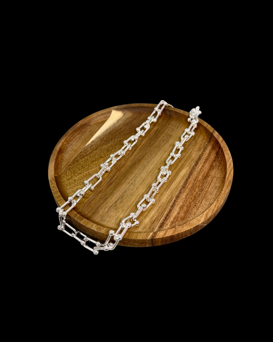 Silver Horsebit Chain Magnetic Necklace