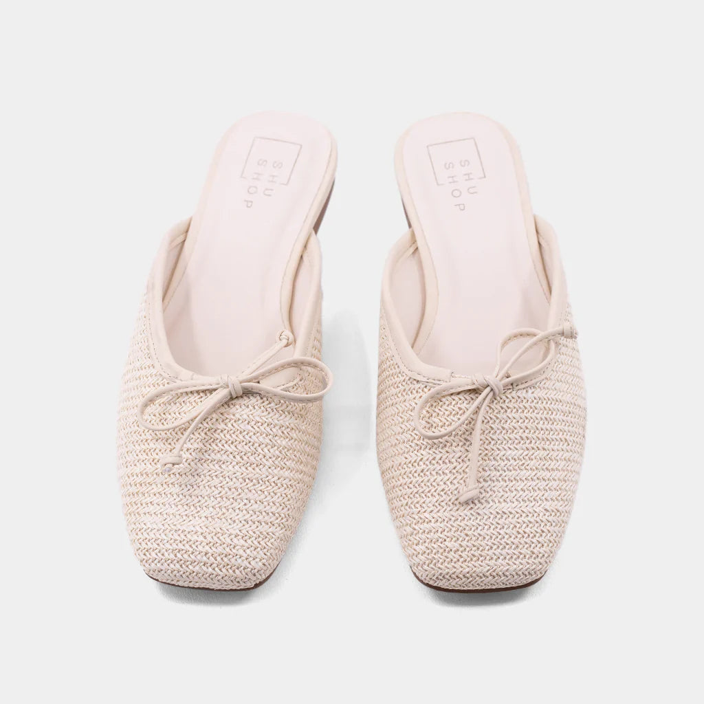 Mules & Slip Ons