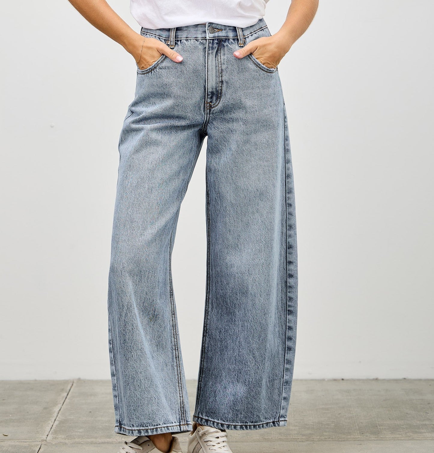 Medium Wash High Rise Low Curve Barrel