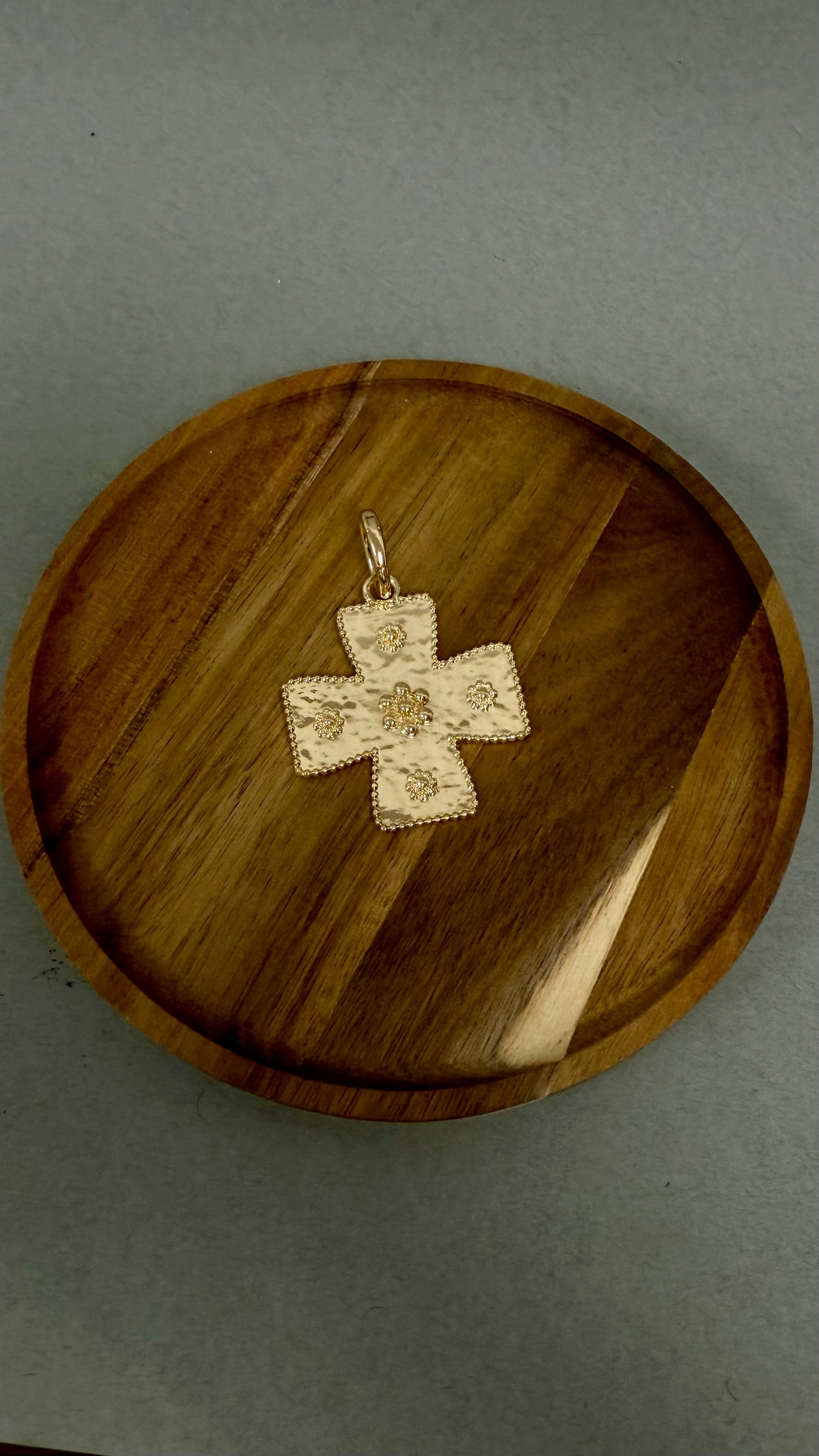Cross Pendant (2 Sizes)