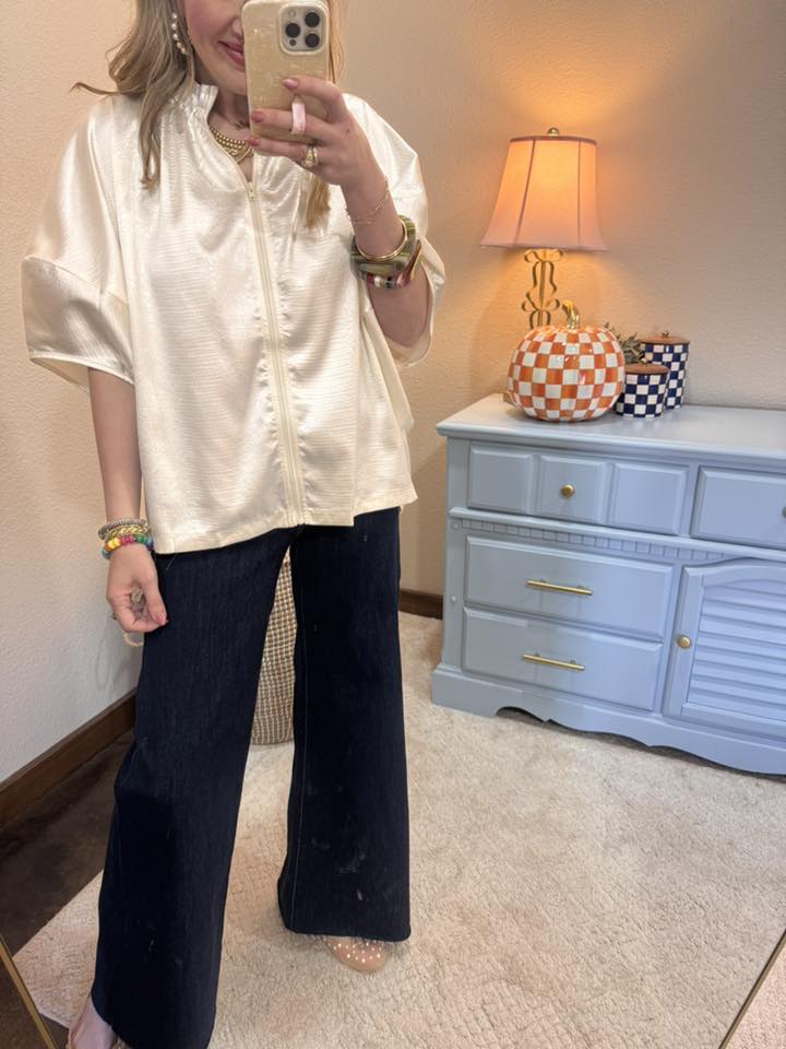 Cream Front Zipper Sleeveless Top