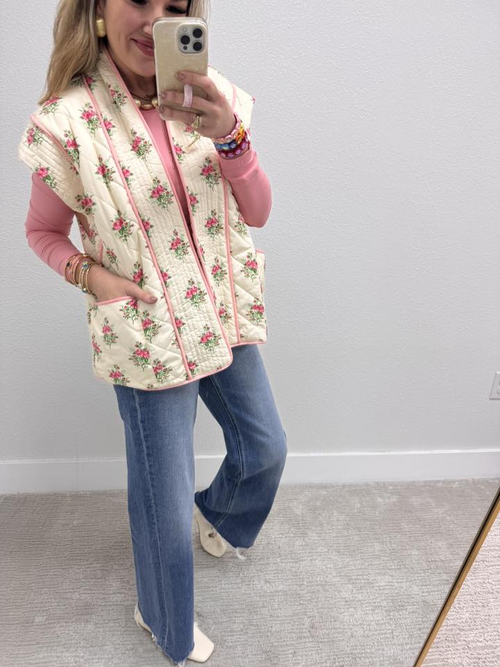 Ivory & Pink Floral Print Quilted Vest With Pockets
