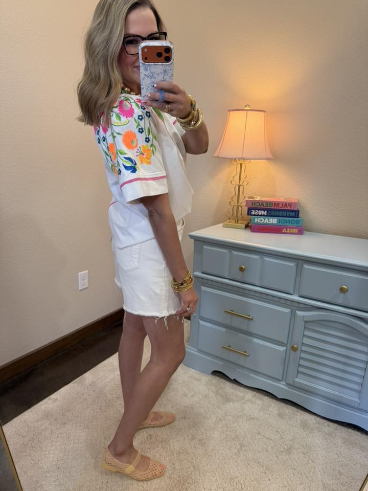 White Floral Embroidered Raglan Top With Color Piping