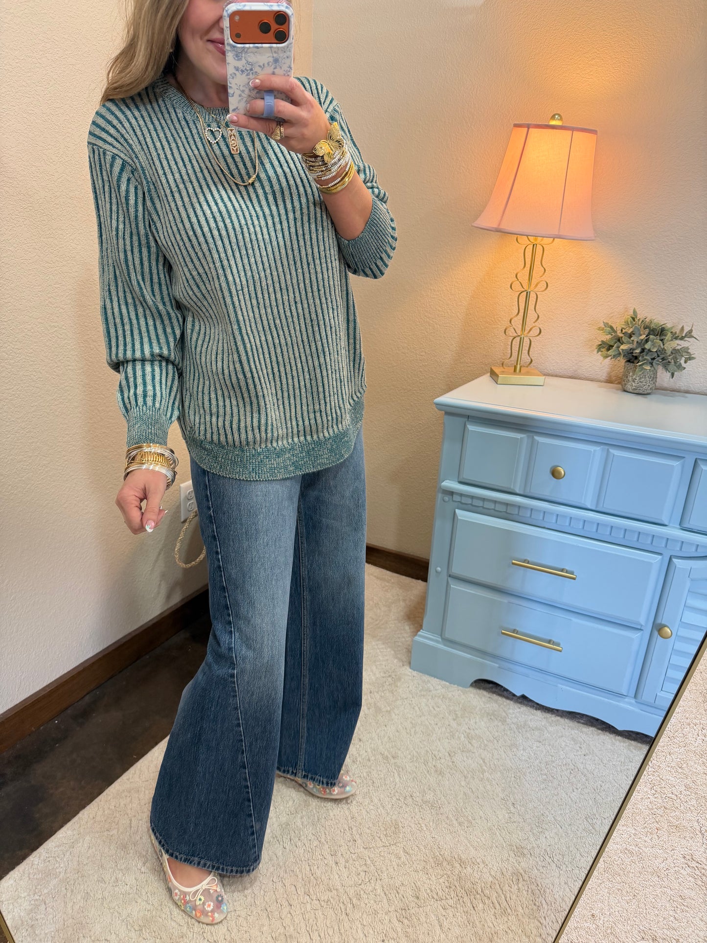 Teal Curved Bottom Long Sleeve Pullover