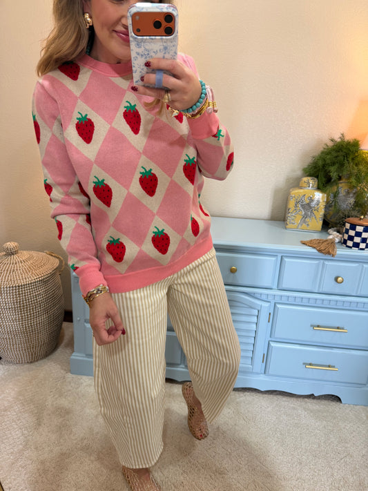 Soft Pink Strawberry and Diamond Grid Pattern Crew Neck Sweater