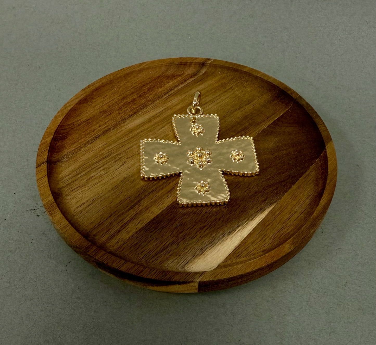 Cross Pendant (2 Sizes)