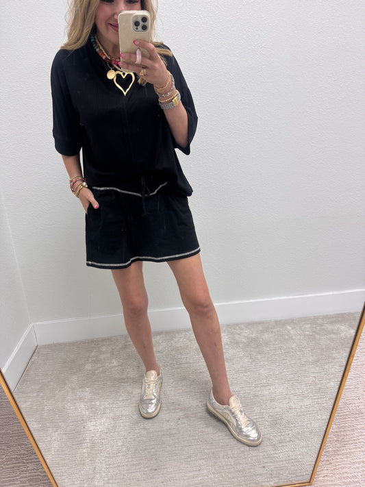 Black Ribbed Half Sleeve Top