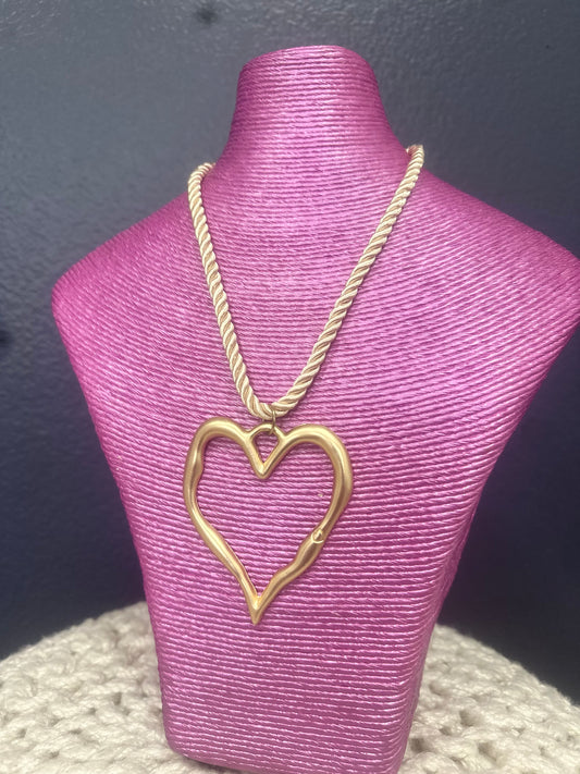 Matte Gold Large Heart Rope Chain