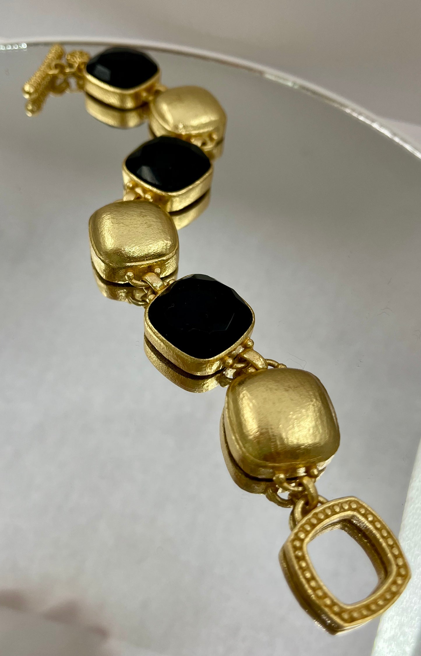 Luxe Noir Bracelet- 4 colors