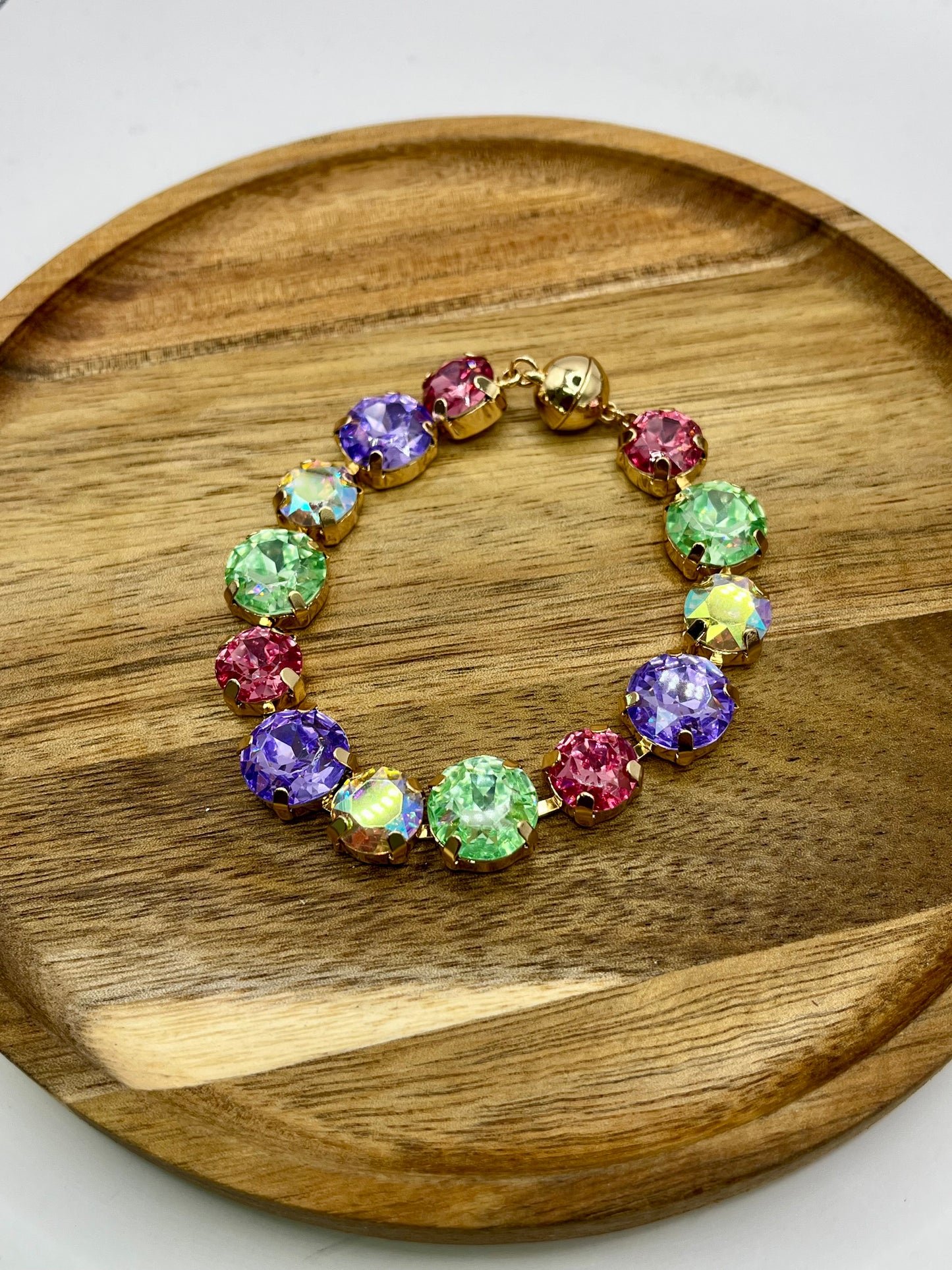 Crystal Light Multi Stone with Magnetic Closure Bracelet