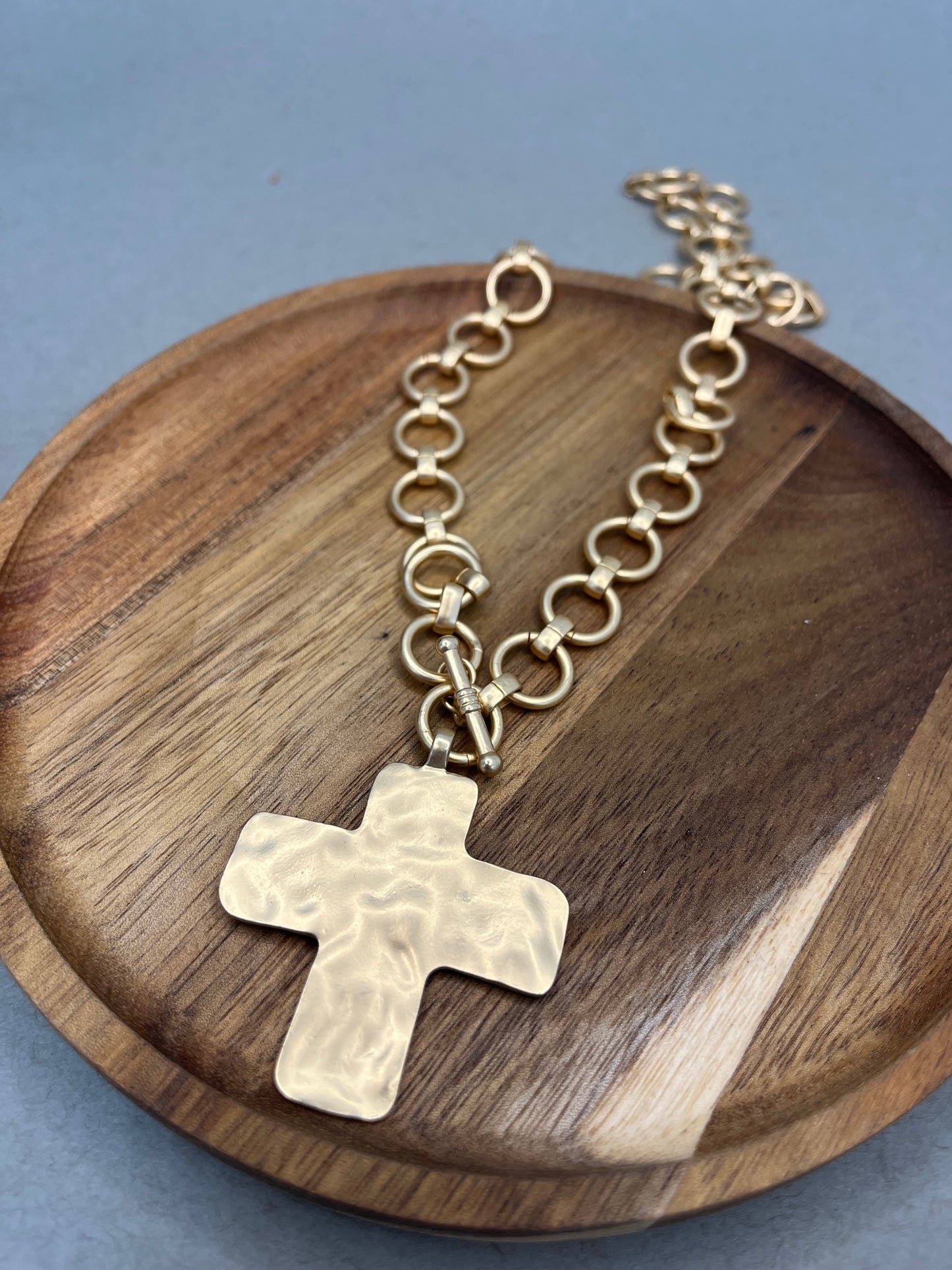 Link Cross Necklace Gold