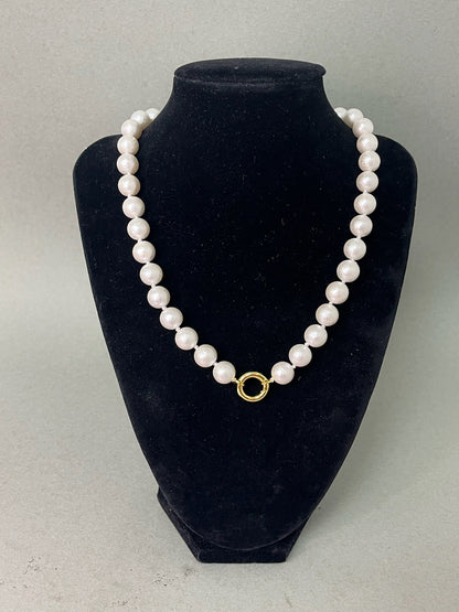 White Magnetic Bead Necklace With Removable Flower Charm