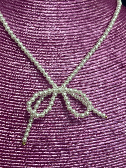 Pearl Bow Necklace FS