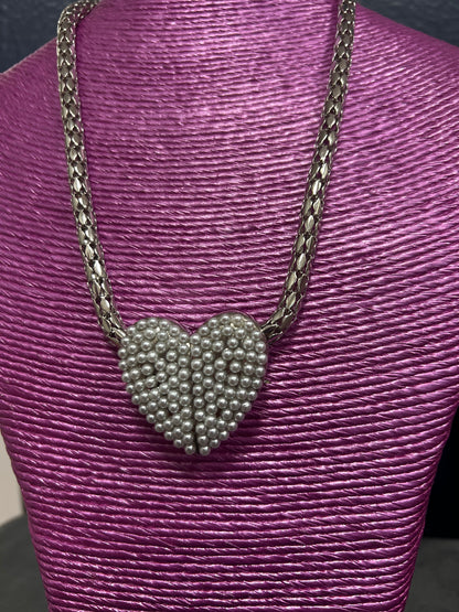 Silver Pearl Heart Magnetic Necklace FS