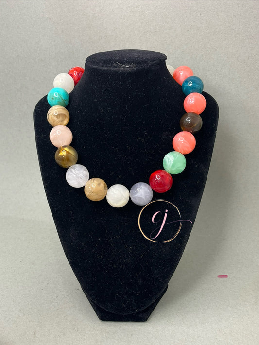 Neutral Colored Bead Necklace