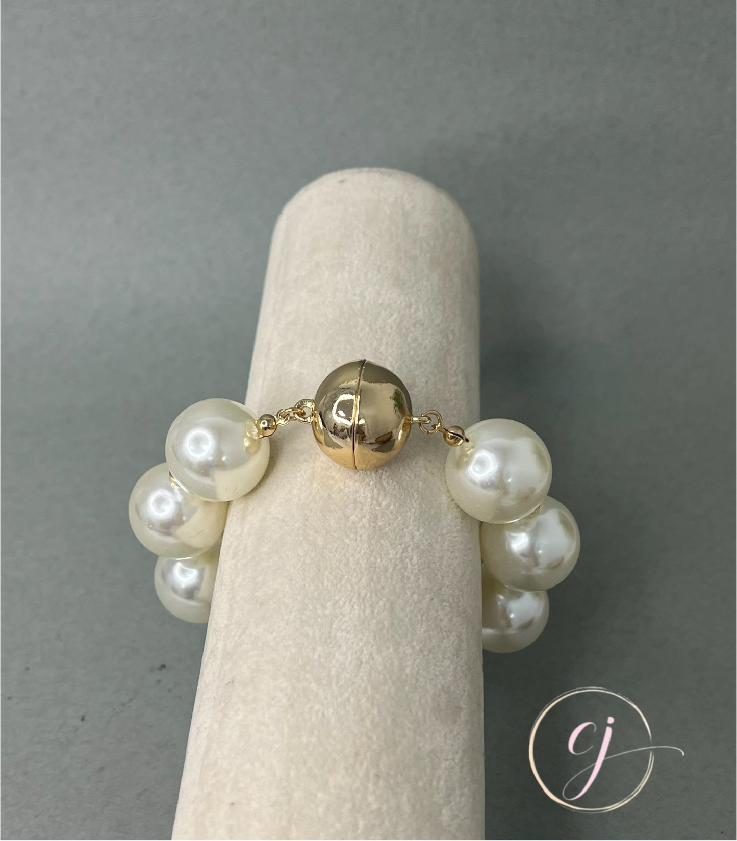 Large Pearl Magnetic Bracelet 20 mm