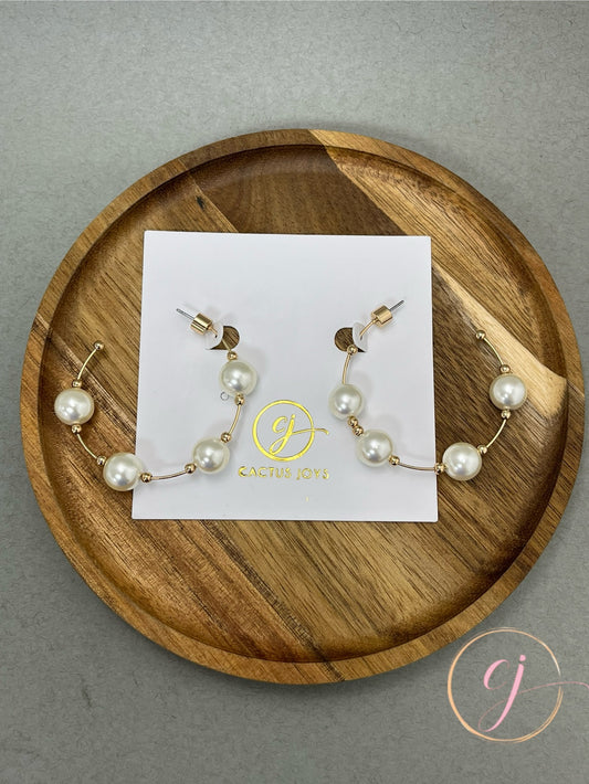 Pearl Beaded With Gold Bar Hoop Earrings