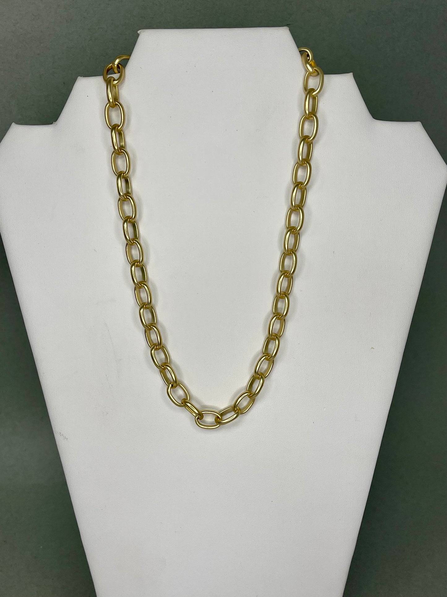 Matte Magnetic Chain- 2 Lengths